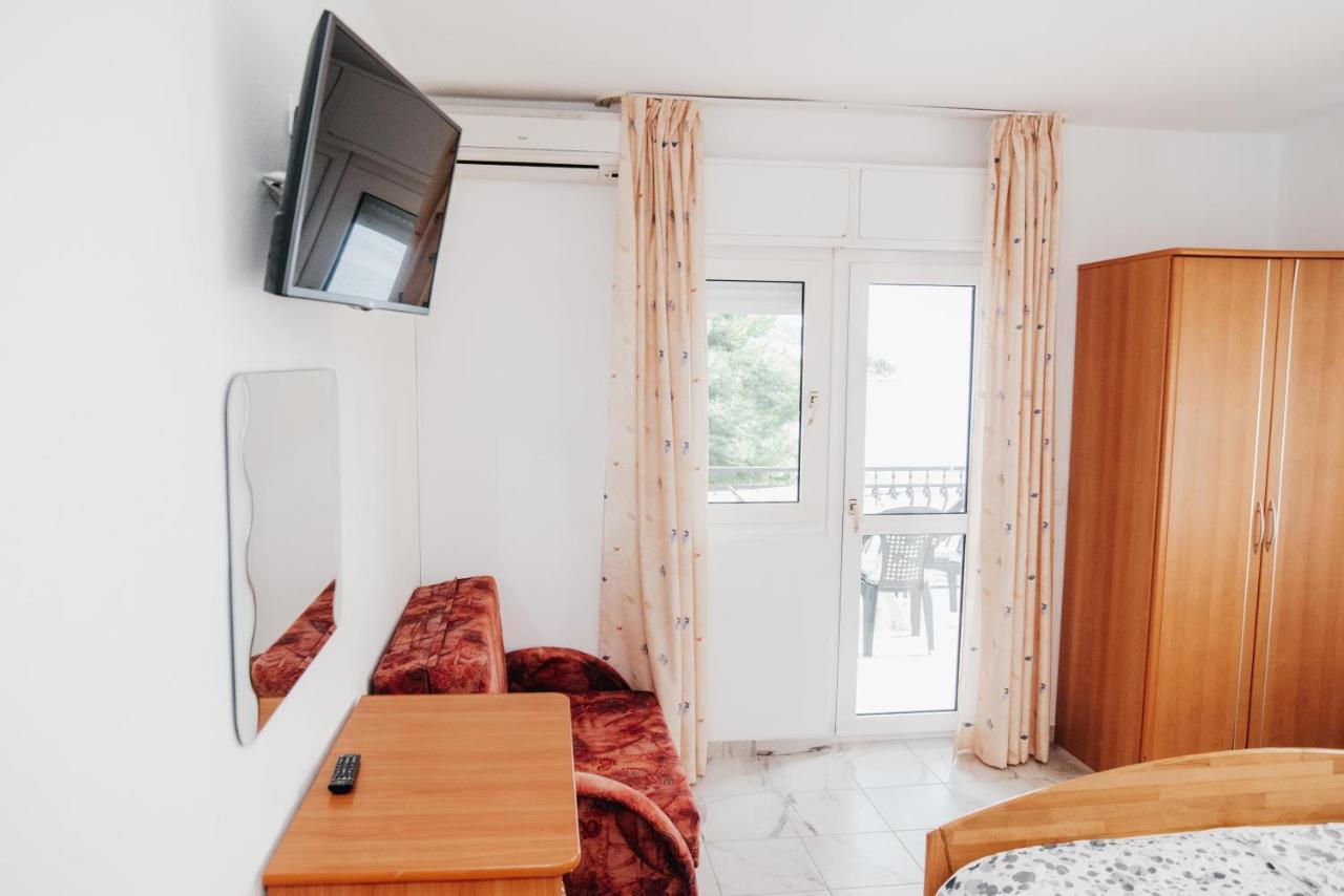 Villa Aequum Okrug Gornji Exterior photo