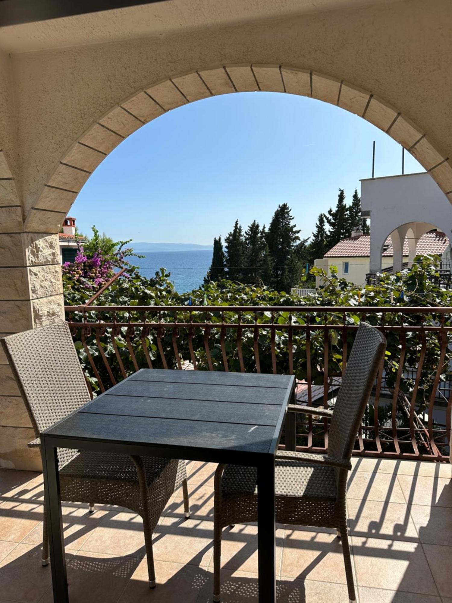 Villa Aequum Okrug Gornji Exterior photo