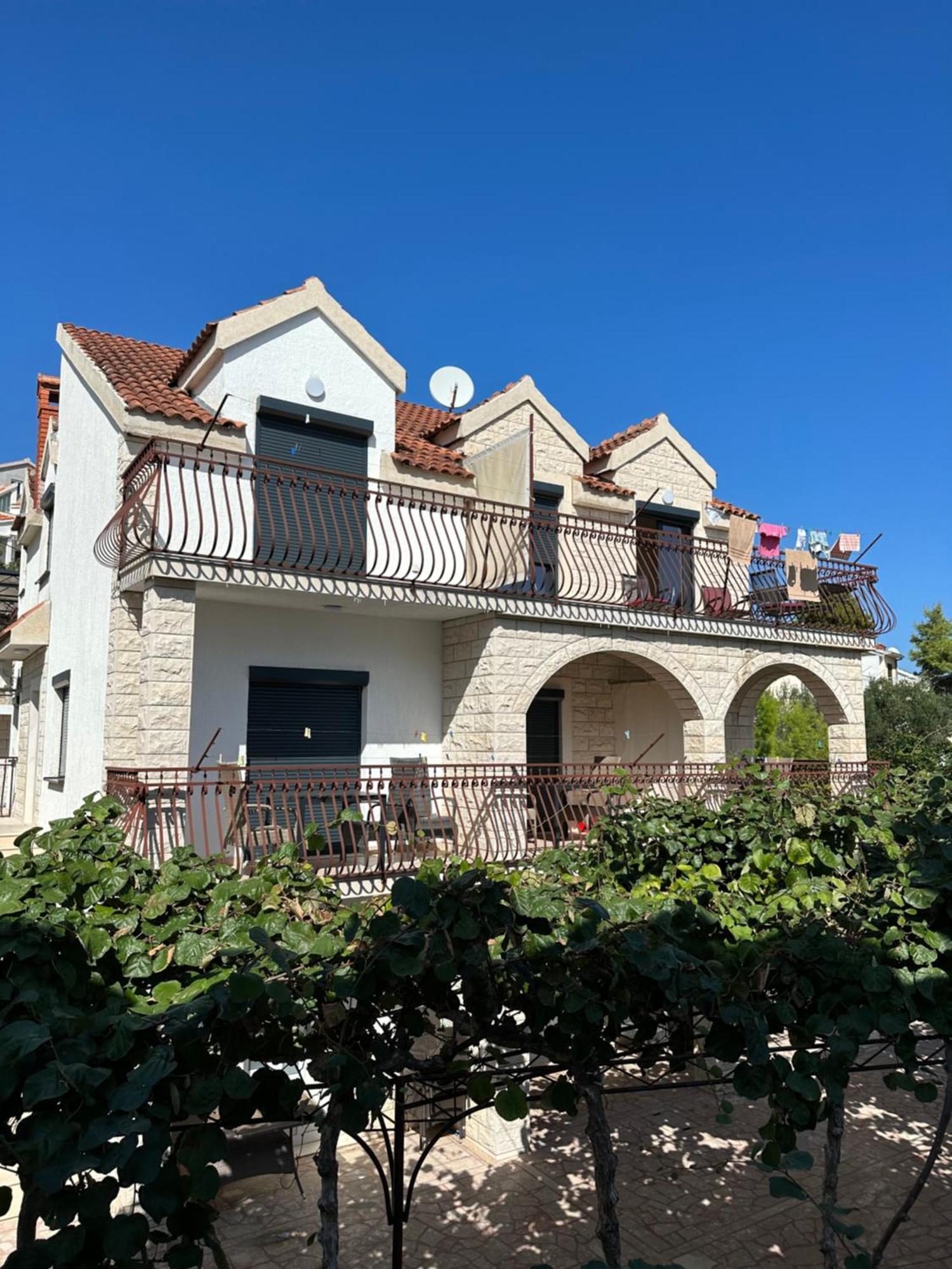 Villa Aequum Okrug Gornji Exterior photo