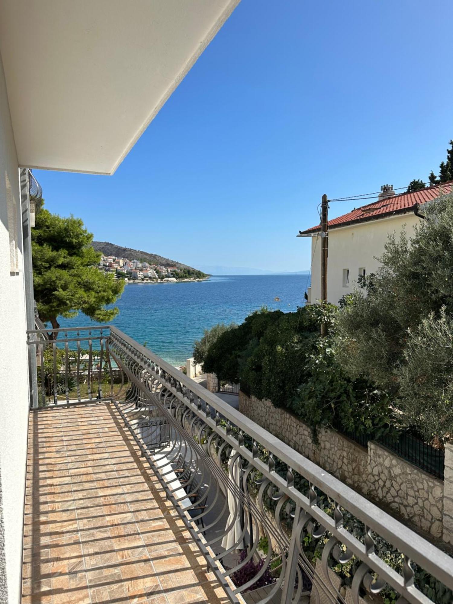 Villa Aequum Okrug Gornji Exterior photo