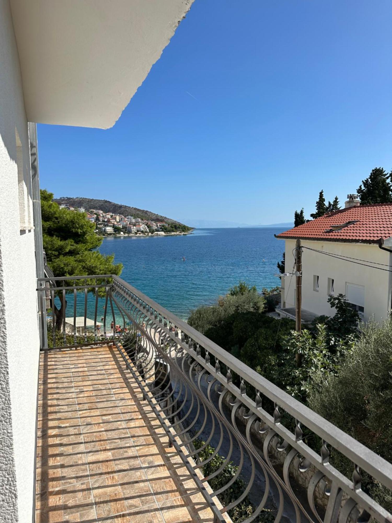 Villa Aequum Okrug Gornji Exterior photo