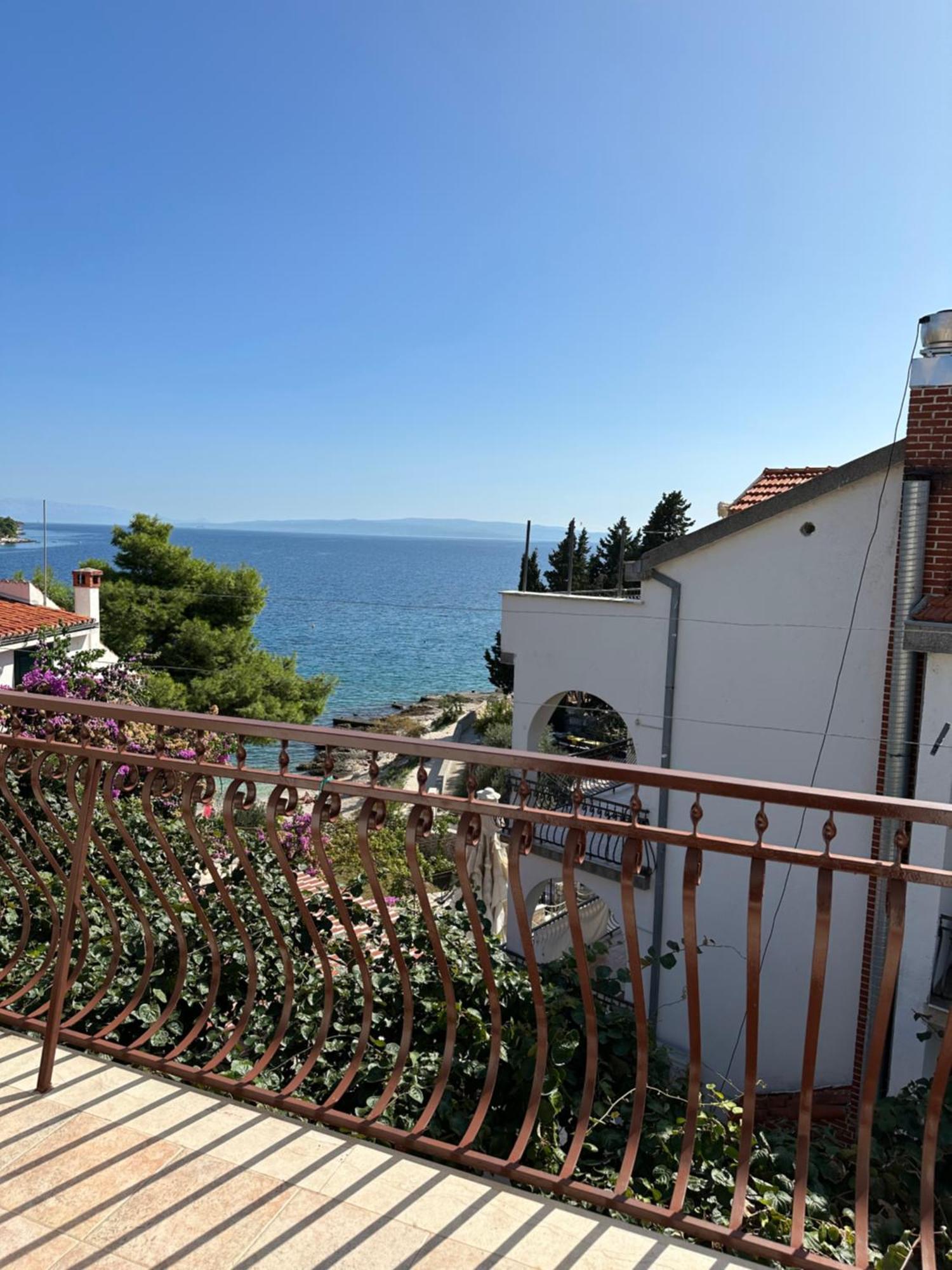 Villa Aequum Okrug Gornji Exterior photo